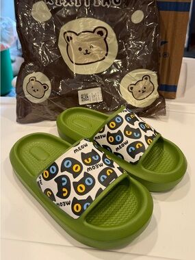 Black Cat Recovery Pillow Slides Slide Sandals